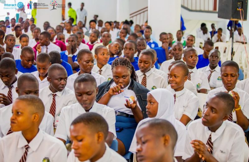 A packed hall of student delegates at the Annual Peace Festival